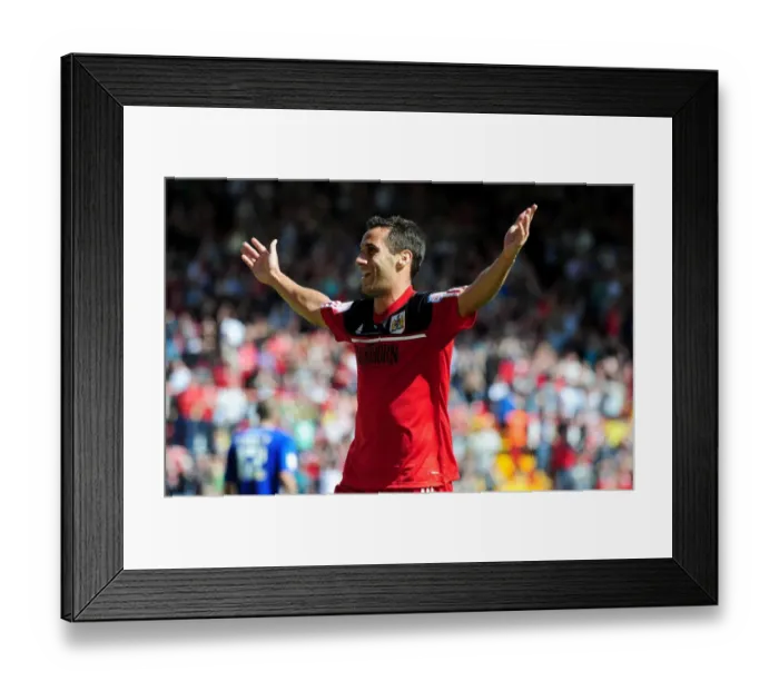 Framed Print : Sam Baldock's Thrilling Debut: A Stunner for Bristol City Against Cardiff City (August 25, 2012) Framed Print : Sam Baldock's Thrilling Debut: A Stunner for Bristol City Against Cardiff City (August 25, 2012)