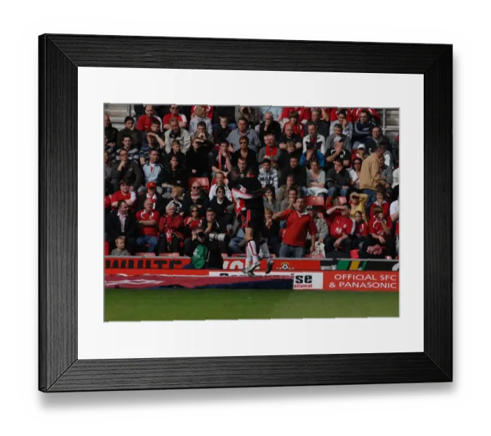 Framed Print : Southampton Celeb