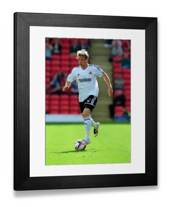 Framed Print : Martyn Woolford of Bristol City in Action at Barnsley's Oakwell Stadium, Championship Match, September 1, 2012 Framed Print : Martyn Woolford of Bristol City in Action at Barnsley's Oakwell Stadium, Championship Match, September 1, 2012
