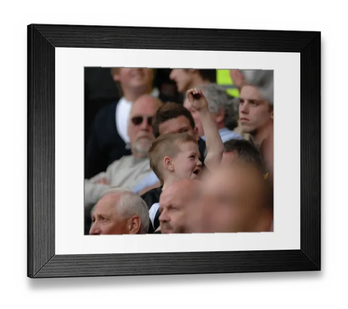 Framed Print : bounce around the ground 2 Framed Print : bounce around the ground 2