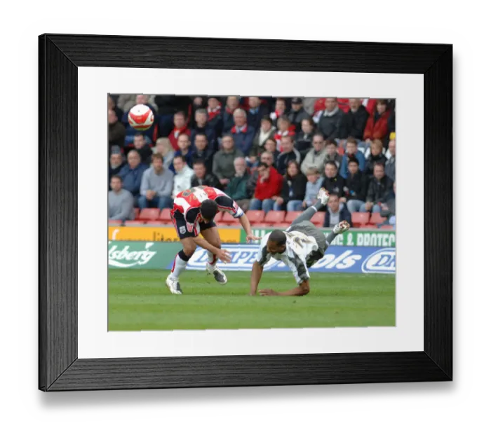 Framed Print : elliott fouled 2
