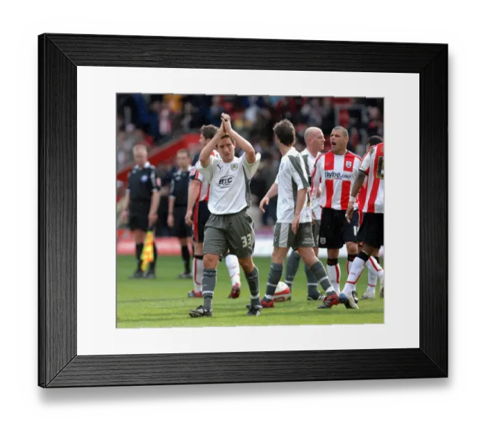 Framed Print : Lee Johnson Framed Print : Lee Johnson