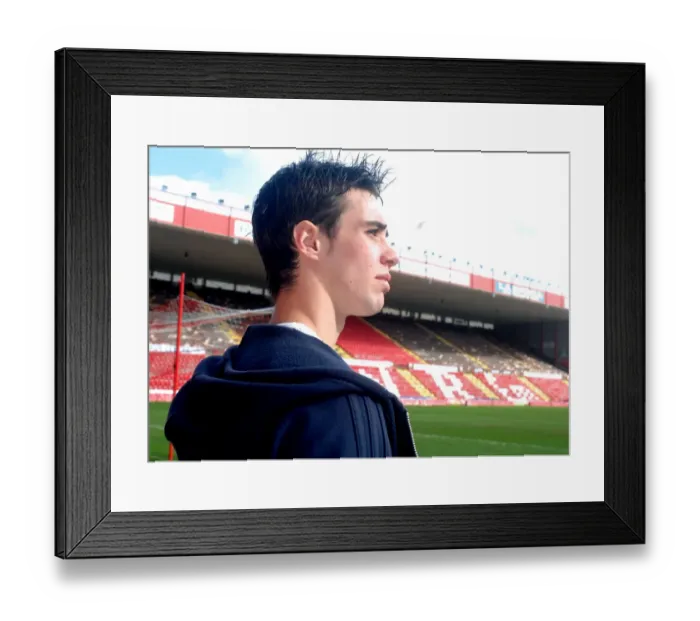 Framed Print : Frankie Artus: Focused and Fierce in Bristol City Football Club Colors