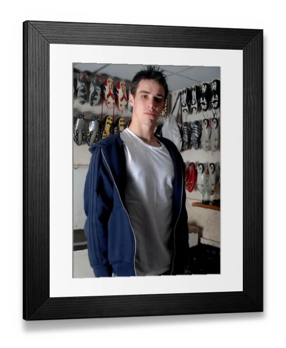 Framed Print : Frankie Artus of Bristol City FC: Focused and Ready Framed Print : Frankie Artus of Bristol City FC: Focused and Ready