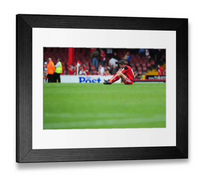 Framed Print : Cole Skuse's Disappointment: Bristol City vs Blackburn Rovers, Championship Football, 2012 Framed Print : Cole Skuse's Disappointment: Bristol City vs Blackburn Rovers, Championship Football, 2012