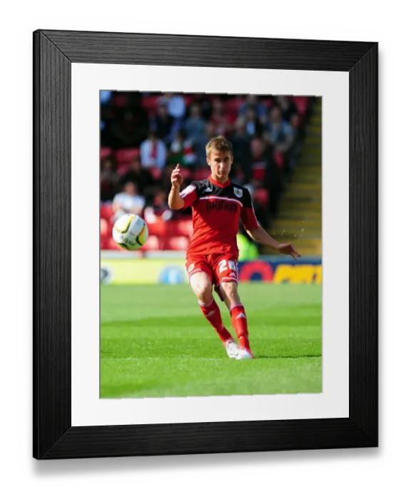 Framed Print : Bristol City's Joe Bryan in Action during the Championship Match at Vicarage Road Stadium (September 2012)