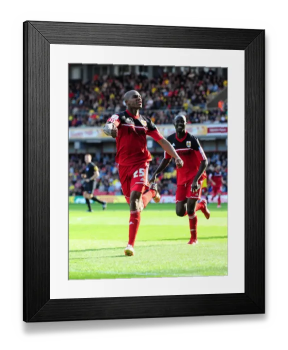 Framed Print : Championship Showdown: Marvin Elliott's Dramatic Equalizer for Bristol City - September 2012
