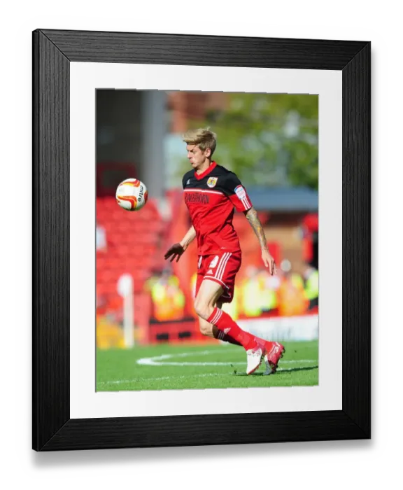 Framed Print : Bristol City vs Leeds United: Jon Stead in Action at Ashton Gate Stadium, 2012