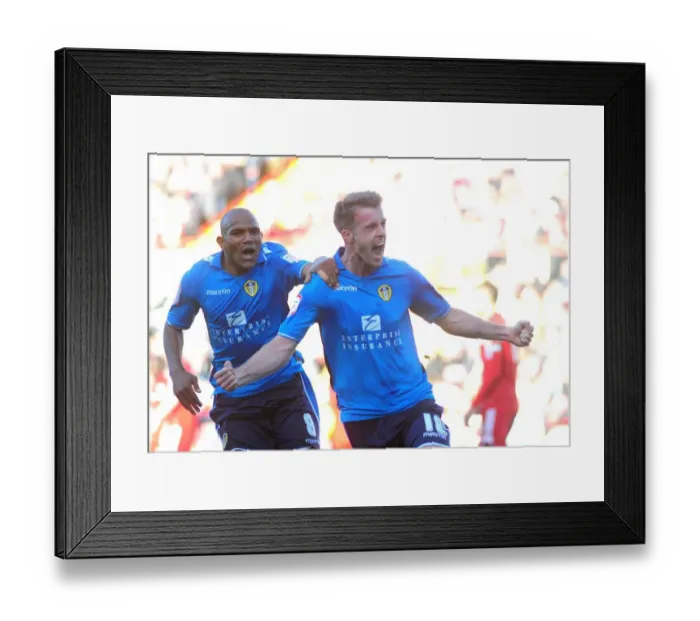 Framed Print : Michael Tonge's Stunner: A Championship Goal for the Ages - Bristol City vs Leeds United, 2012 Framed Print : Michael Tonge's Stunner: A Championship Goal for the Ages - Bristol City vs Leeds United, 2012