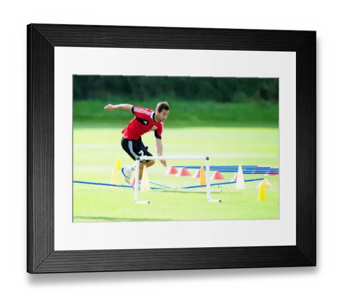 Framed Print : Bristol City's Sam Baldock in Training, September 2012 Framed Print : Bristol City's Sam Baldock in Training, September 2012