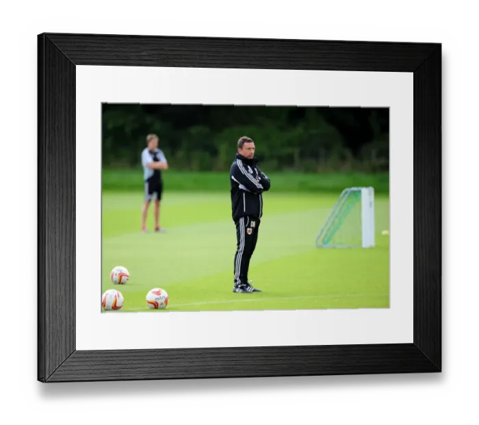 Framed Print : Bristol City FC: Derek McInnes Leads September 2012 Training Session Framed Print : Bristol City FC: Derek McInnes Leads September 2012 Training Session