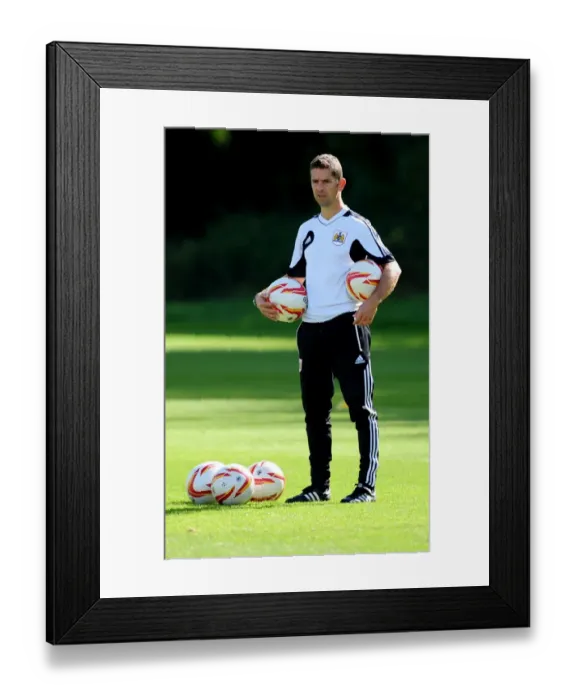 Framed Print : Bristol City U21s Training Session, September 2012 Framed Print : Bristol City U21s Training Session, September 2012