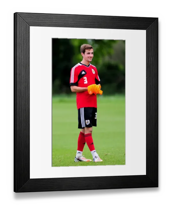 Framed Print : Bristol City Football Club: Young Star Lewis Hall in Training