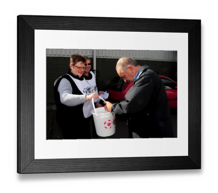 Framed Print : Championship Showdown: Bristol City vs. Leeds United at Ashton Gate, September 2012 Framed Print : Championship Showdown: Bristol City vs. Leeds United at Ashton Gate, September 2012