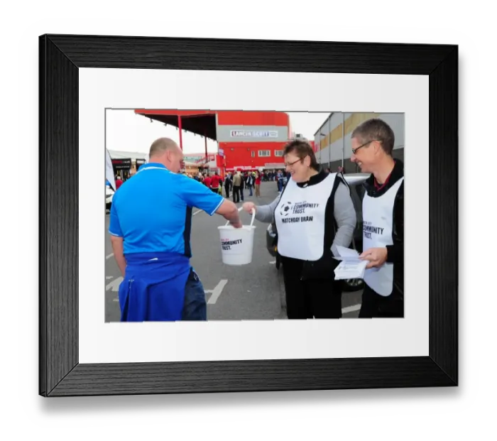 Framed Print : Championship Showdown: Bristol City vs Leeds United at Ashton Gate