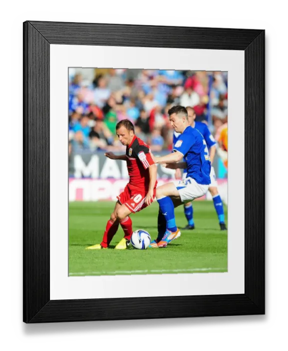 Framed Print : Battling for Supremacy: Jody Morris vs. David Nugent in Leicester City vs. Bristol City Championship Clash Framed Print : Battling for Supremacy: Jody Morris vs. David Nugent in Leicester City vs. Bristol City Championship Clash