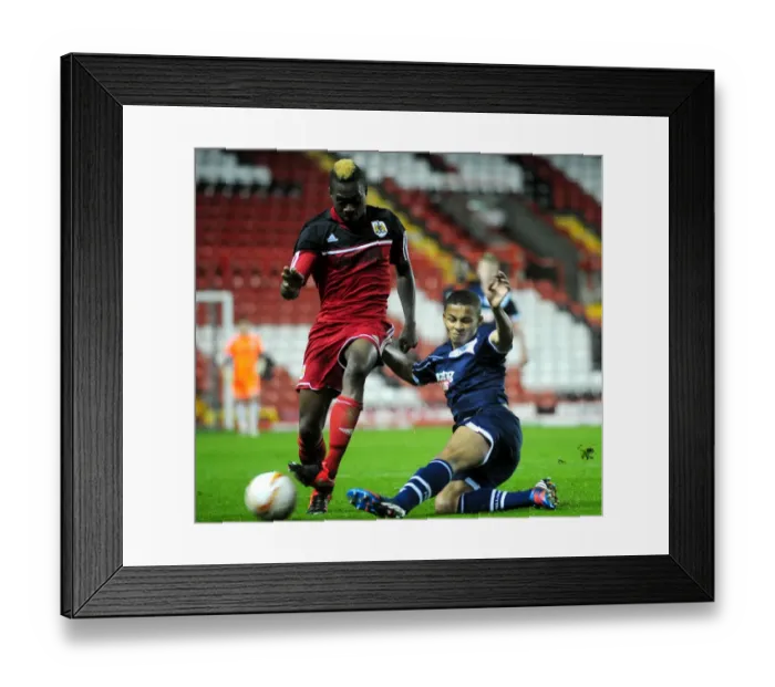 Framed Print : Bristol City U21s vs Millwall U21s: Clash at the Academy Framed Print : Bristol City U21s vs Millwall U21s: Clash at the Academy