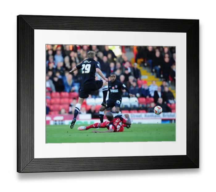 Framed Print : Intense Championship Rivalry: Sam Baldock vs Rob Hulse Battle at Ashton Gate