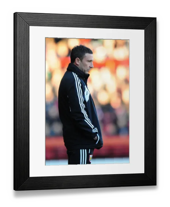 Framed Print : Bristol City Manager, Derek McInnes looks a dejected figure - Photo mandatory by-line