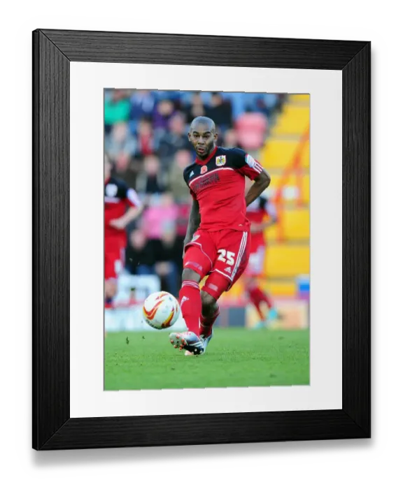 Framed Print : Marvin Elliott in Action: Bristol City vs Charlton Athletic, Championship Football Match, November 11, 2012 Framed Print : Marvin Elliott in Action: Bristol City vs Charlton Athletic, Championship Football Match, November 11, 2012