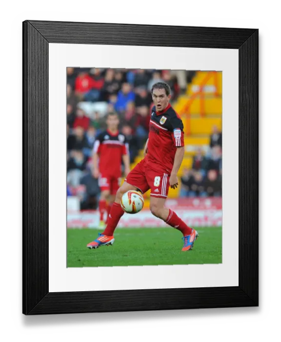 Framed Print : Neil Kilkenny of Bristol City in Action against Blackpool, Championship Football Match, November 17, 2012 Framed Print : Neil Kilkenny of Bristol City in Action against Blackpool, Championship Football Match, November 17, 2012