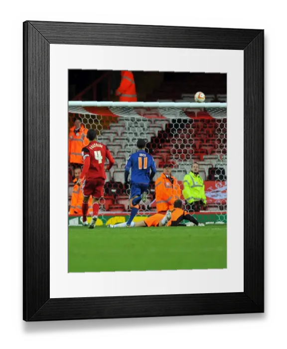 Framed Print : Bristol City Goalkeeper Tom Heaton Dives to Save Thomas Ince's Shot - Championship Football Match Framed Print : Bristol City Goalkeeper Tom Heaton Dives to Save Thomas Ince's Shot - Championship Football Match