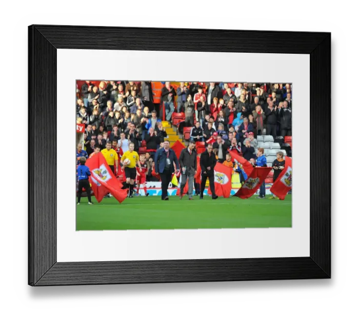 Framed Print : Championship Clash: Bristol City vs Blackpool at Ashton Gate Stadium - November 17, 2012 Framed Print : Championship Clash: Bristol City vs Blackpool at Ashton Gate Stadium - November 17, 2012