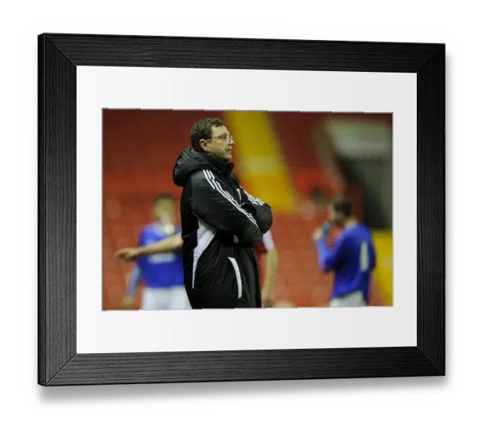 Framed Print : Bristol City U18s vs Ipswich Town U18 - FA Youth Cup Third Round: Willie McStay Watches On