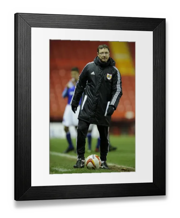 Framed Print : FA Youth Cup: Willie McStay Observes Bristol City U18 vs Ipswich Town U18 at Ashton Gate Stadium