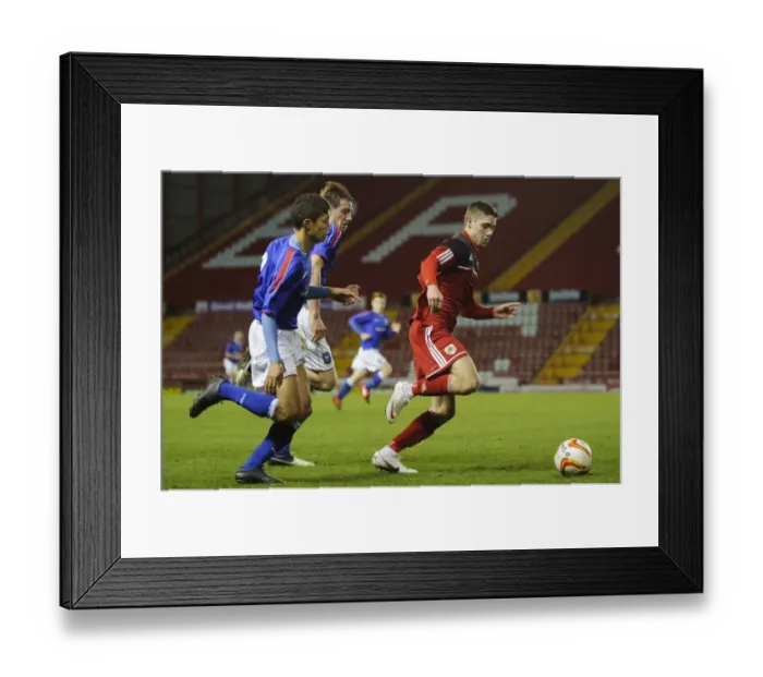 Framed Print : Wes Burns Thrilling FA Youth Cup Goal: Bristol City U18s vs Ipswich Town Framed Print : Wes Burns Thrilling FA Youth Cup Goal: Bristol City U18s vs Ipswich Town