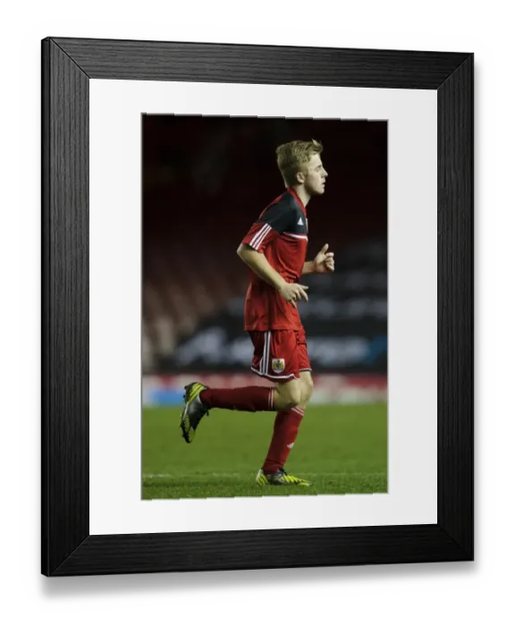 Framed Print : Joe Morrell Substitution: Bristol City U18s vs Ipswich Town U18 FA Youth Cup Match at Ashton Gate Stadium (December 2012)
