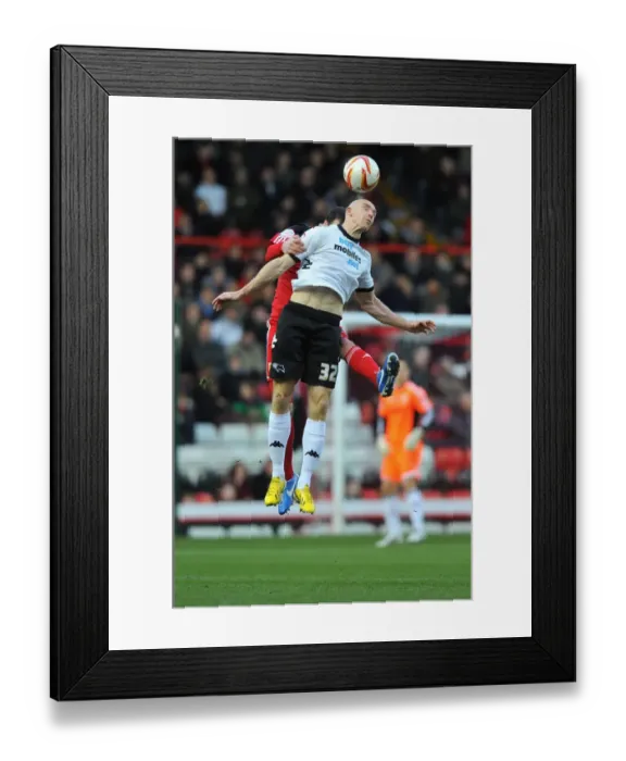 Framed Print : Battling for Supremacy: Foster vs. Sammon in Championship Clash
