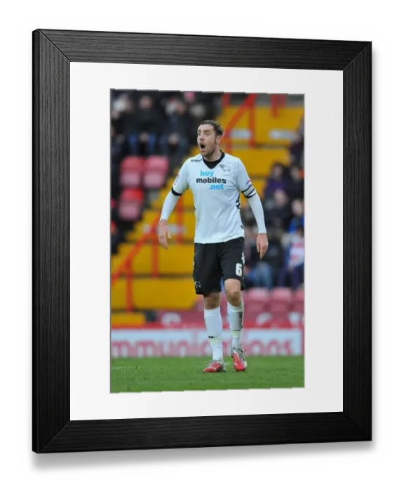 Framed Print : Focused on the Ball: Richard Keogh in Action for Derby County against Bristol City Framed Print : Focused on the Ball: Richard Keogh in Action for Derby County against Bristol City