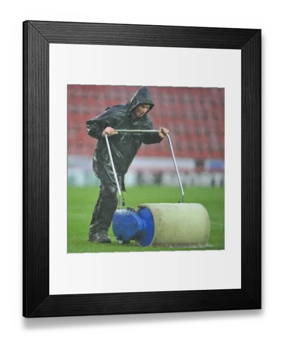 Framed Print : Winter's Grip: Braving the Elements - Ref's Call Ends Bristol City vs. Watford Battle Framed Print : Winter's Grip: Braving the Elements - Ref's Call Ends Bristol City vs. Watford Battle