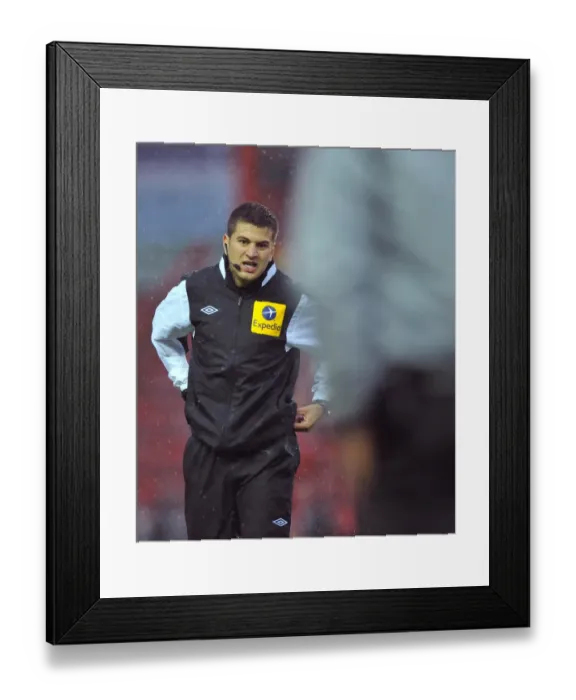 Framed Print : Bristol City vs. Watford: Championship Clash at Ashton Gate Stadium (December 26, 2012)