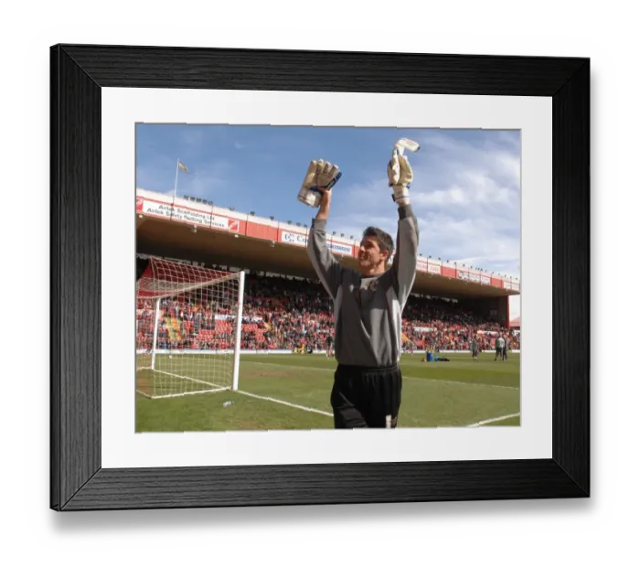 Framed Print : Basso in Action: Bristol City vs. Wolverhampton Wanderers
