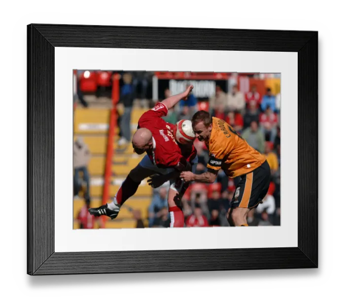 Framed Print : Intense Focus: Steve Brooker of Bristol City Against Wolverhampton Wanderers Framed Print : Intense Focus: Steve Brooker of Bristol City Against Wolverhampton Wanderers