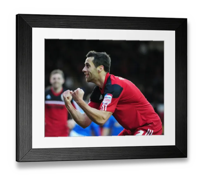 Framed Print : Bristol City's Sam Baldock Scores Game-Winning Goal vs. Peterborough (December 2012) Framed Print : Bristol City's Sam Baldock Scores Game-Winning Goal vs. Peterborough (December 2012)