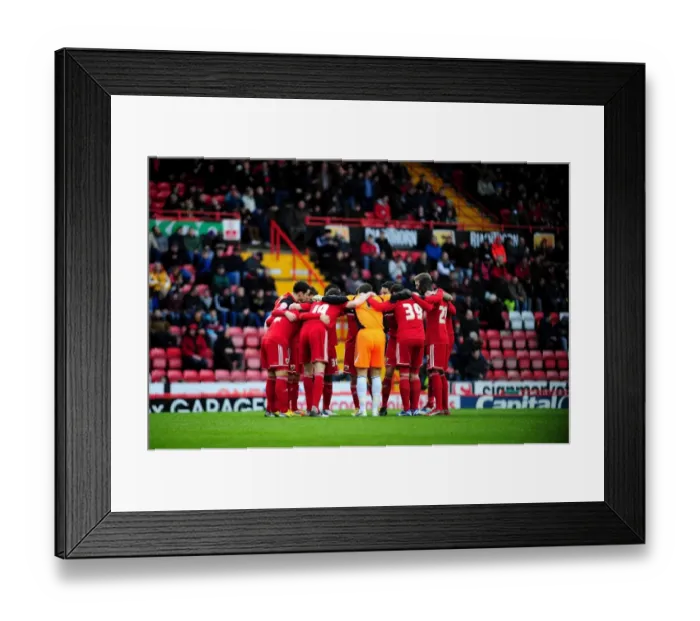 Framed Print : Bristol City: Team Huddle Before Championship Clash Against Peterborough United (December 2012)
