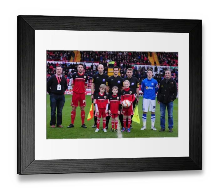 Framed Print : Bristol City V Peterborough Framed Print : Bristol City V Peterborough