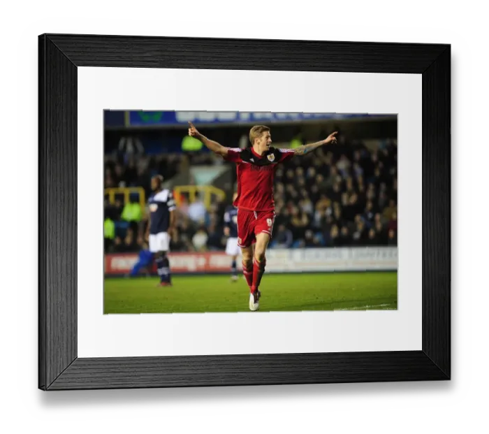 Framed Print : Jon Stead's Championship Goal Celebration: Millwall vs. Bristol City (01 / 01 / 2013) Framed Print : Jon Stead's Championship Goal Celebration: Millwall vs. Bristol City (01 / 01 / 2013)