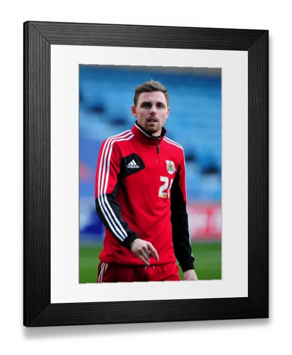 Framed Print : Championship Showdown: Paul Anderson vs Millwall - Bristol City's Midfielder Faces Off