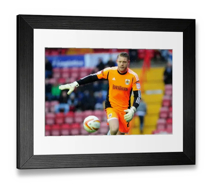 Framed Print : Bristol City vs Leicester City: Dean Gerken in Action at Ashton Gate, 2013