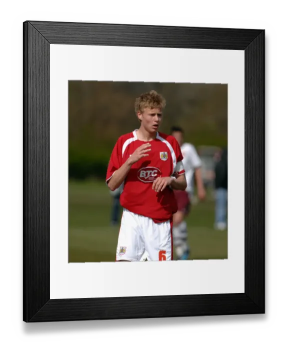 Framed Print : Bristol City U18s vs Arsenal U18s: Youth Cup Showdown Framed Print : Bristol City U18s vs Arsenal U18s: Youth Cup Showdown