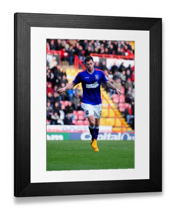 Framed Print : Bristol City vs Ipswich Town: Daryl Murphy Scores the Opener at Ashton Gate, Championship Match, 2013 Framed Print : Bristol City vs Ipswich Town: Daryl Murphy Scores the Opener at Ashton Gate, Championship Match, 2013