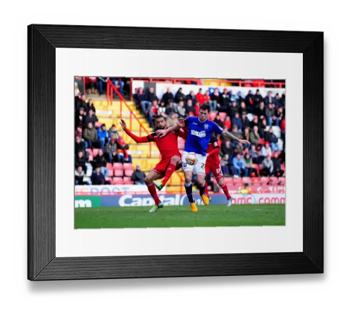Framed Print : Bristol City's Liam Fontaine Fails to Stop Daryl Murphy's Goal Against Ipswich Town (January 2013)