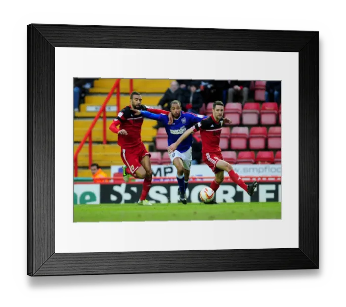 Framed Print : Bristol City vs Ipswich Town: Intense Moment as McGoldrick Tries to Break Through Fontaine and Skuse