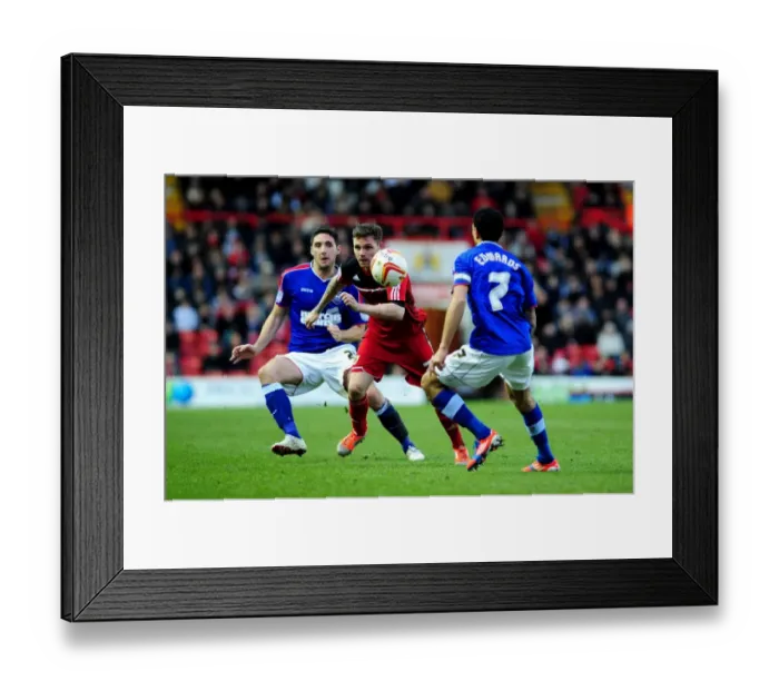 Framed Print : Bristol City vs Ipswich Town: Paul Anderson Chases Loose Ball at Ashton Gate, Championship Match (January 2013)