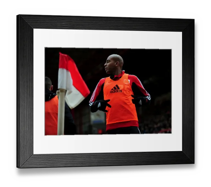 Framed Print : Bristol City's Marvin Elliott Warming Up Ahead of Championship Clash with Ipswich Town Framed Print : Bristol City's Marvin Elliott Warming Up Ahead of Championship Clash with Ipswich Town