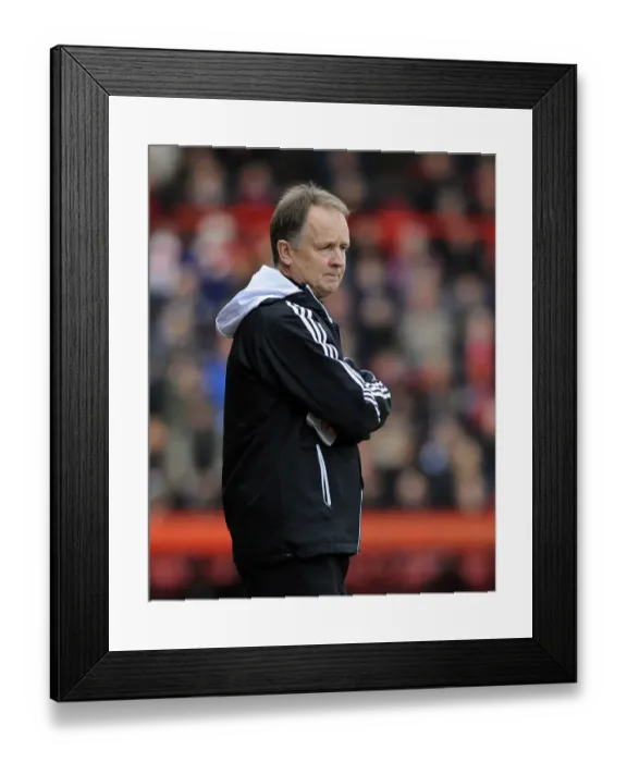 Framed Print : Sean O'Driscoll Leads Bristol City Against Ipswich Town in Championship Clash, January 2013 Framed Print : Sean O'Driscoll Leads Bristol City Against Ipswich Town in Championship Clash, January 2013